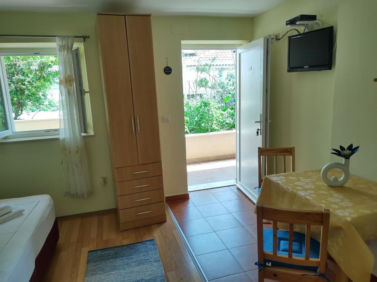 Guesthouse Anna ドゥブロブニク エクステリア 写真