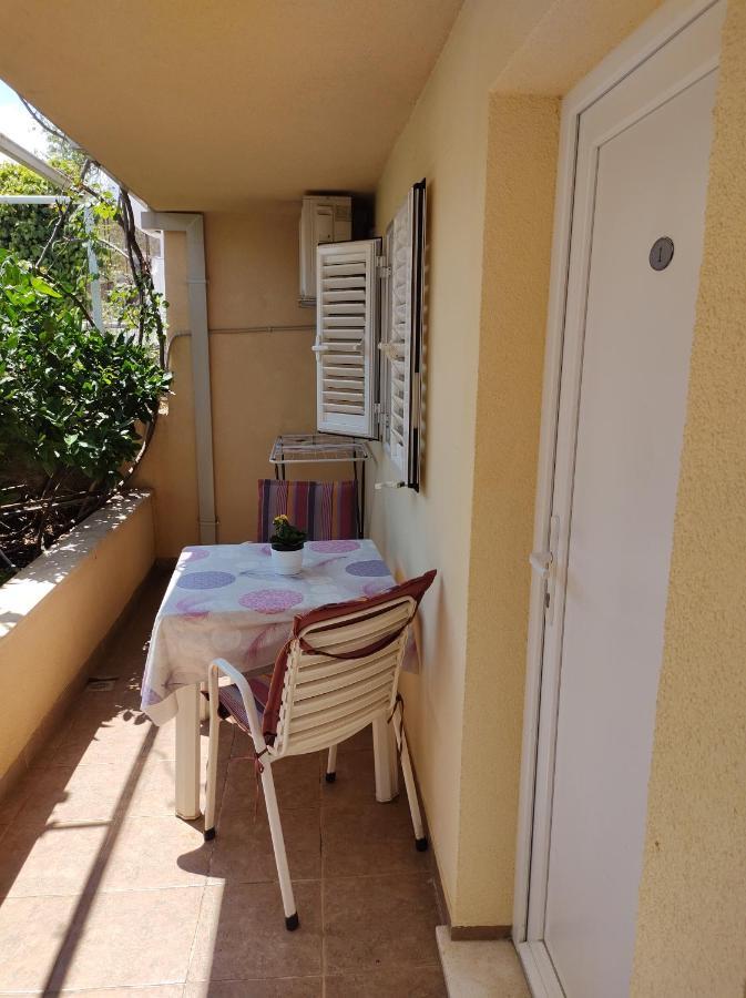 Guesthouse Anna ドゥブロブニク エクステリア 写真