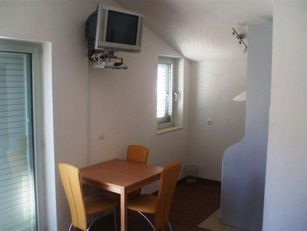 Guesthouse Anna ドゥブロブニク エクステリア 写真
