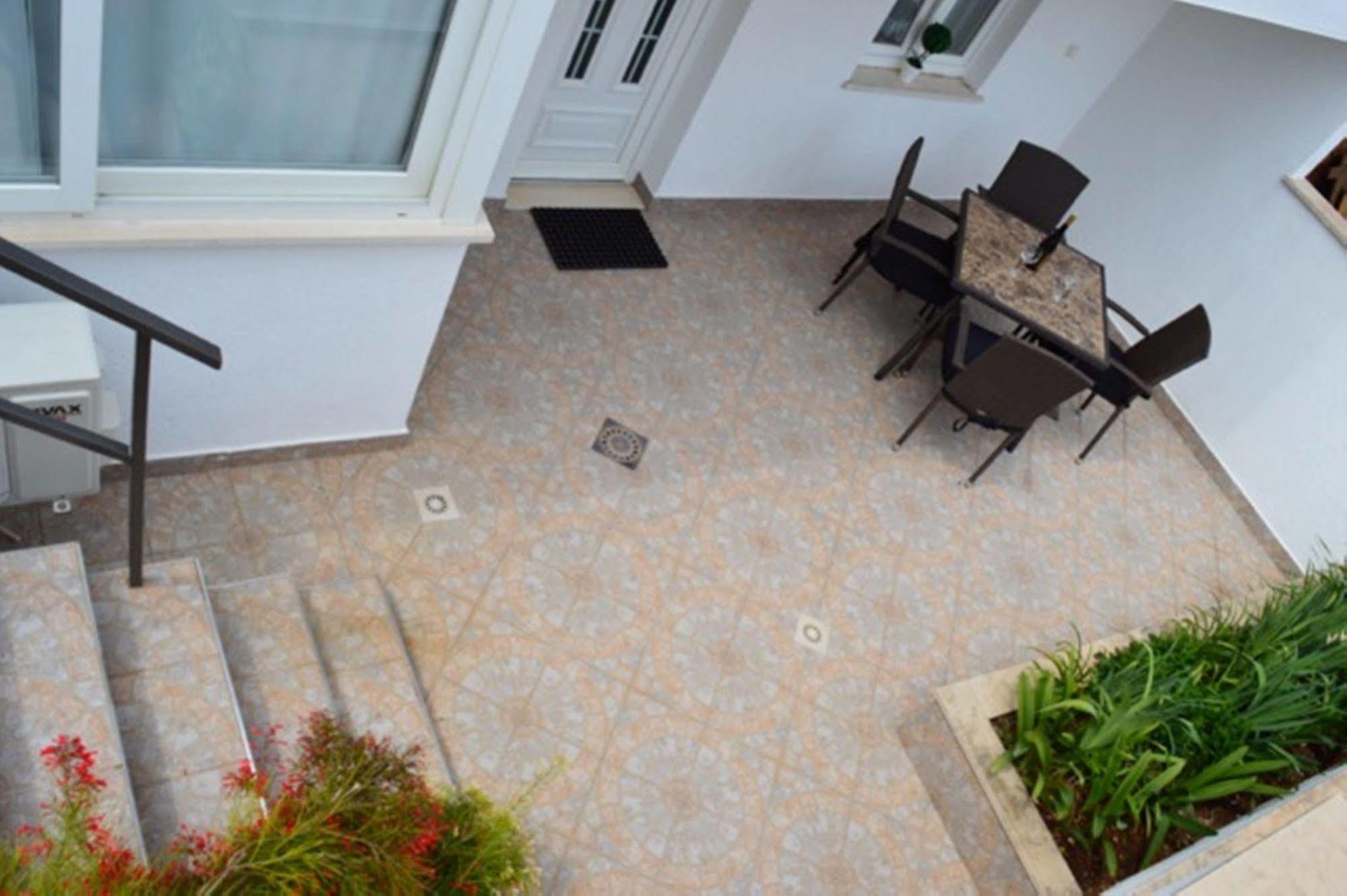 Guesthouse Anna ドゥブロブニク エクステリア 写真